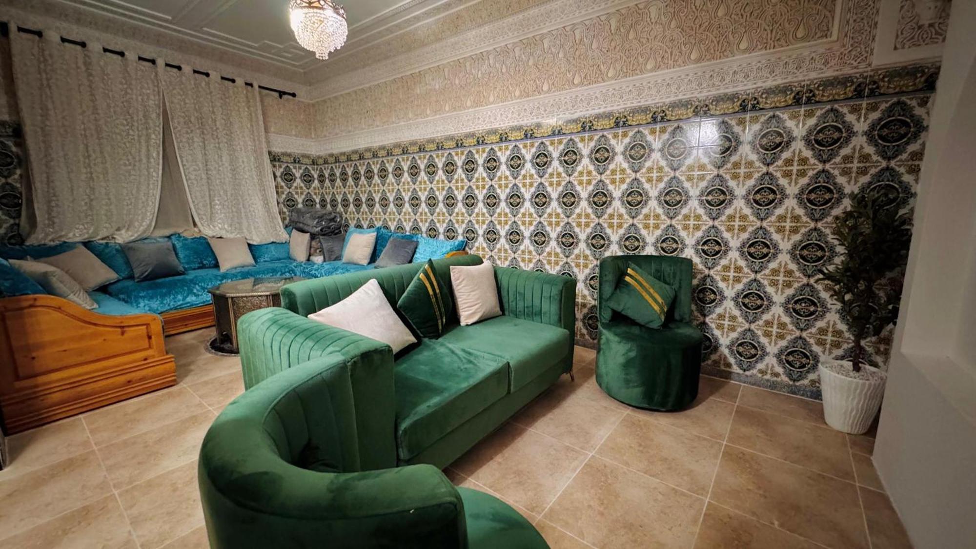Appartement Near To Airport 262 Avenue El Khalij 2 Bedroom Marrákes Kültér fotó
