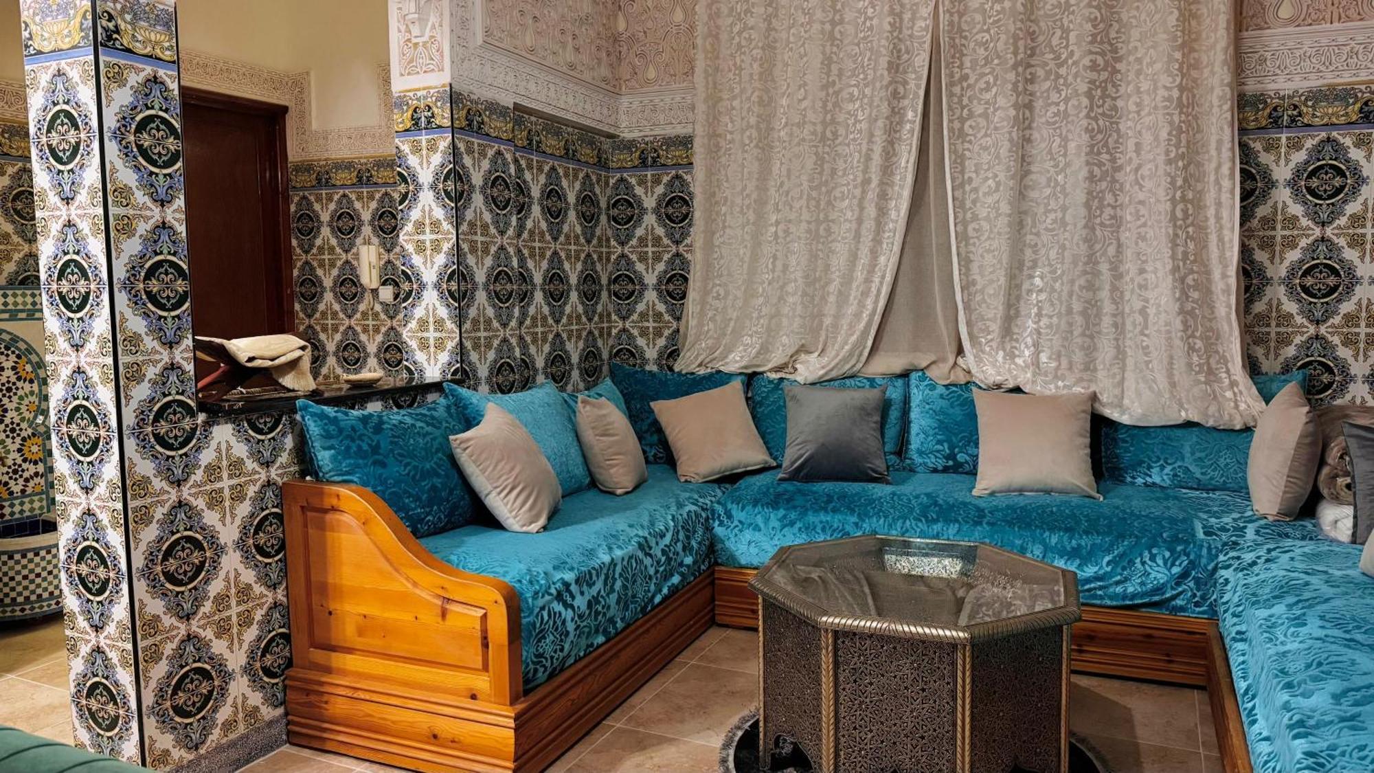 Appartement Near To Airport 262 Avenue El Khalij 2 Bedroom Marrákes Kültér fotó
