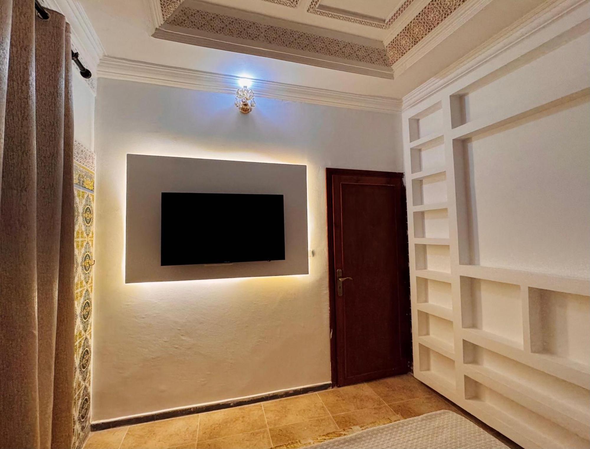 Appartement Near To Airport 262 Avenue El Khalij 2 Bedroom Marrákes Kültér fotó